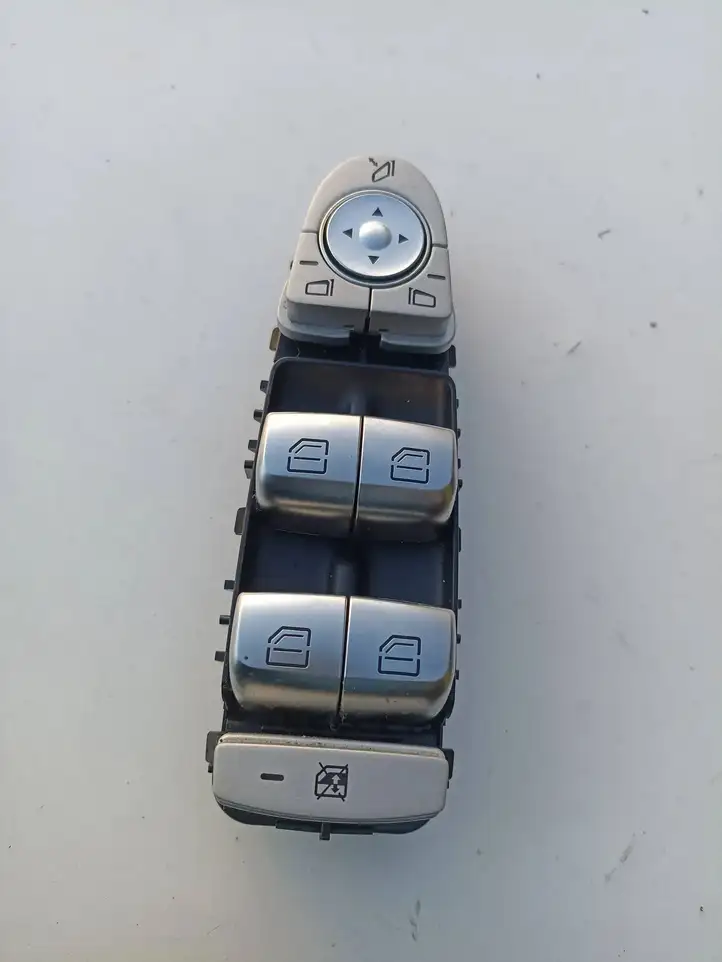Mercedes-Benz C W205 (2014 - 2021) A2229056800 Блок кнопок стеклоподъемников — фото 1
