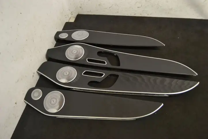 Mercedes-Benz C W205 (2014 - 2021) a2057308022 Комплект отделки дверей — фото 5