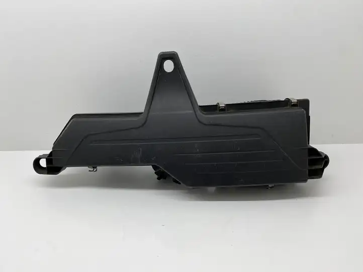 BMW 3 F30 F35 F31 (2012 - 2018) 8511655 Кронштейн воздушного фильтра — фото 2