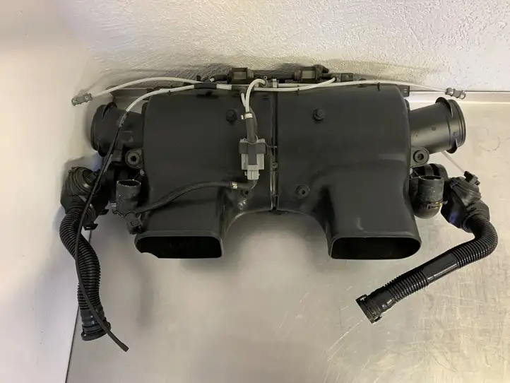 Porsche 911 991 (2011 - 2019) 9P1129634 Корпус воздушного фильтра — фото 4