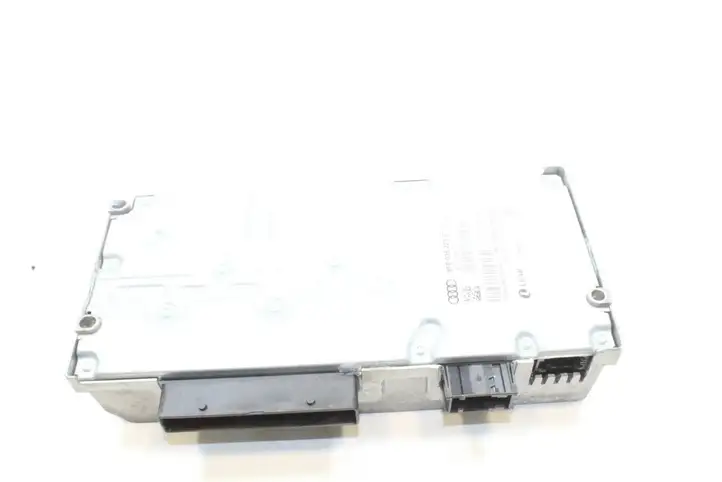 Audi A5 8T 8F (2007 - 2011) 8F0035223C Усилитель звука — фото 3