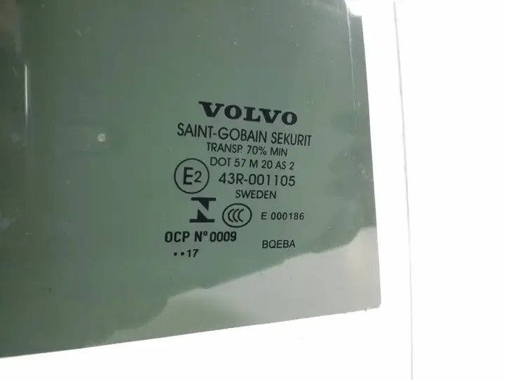 Volvo S90, V90 (2016 - 2020) 31371943 Стекло задней двери — фото 3