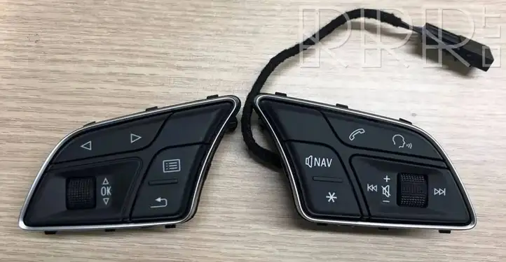 Audi RS3 (2015 - 2020) 81A951523A Кнопки на рулевом колесе — фото 2