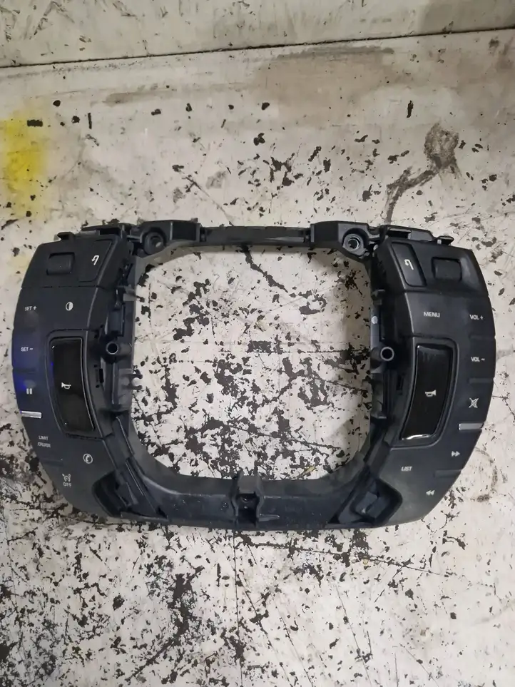 Citroen C5 (2008 - 2017) 96655334ZD Кнопки на рулевом колесе — фото 1