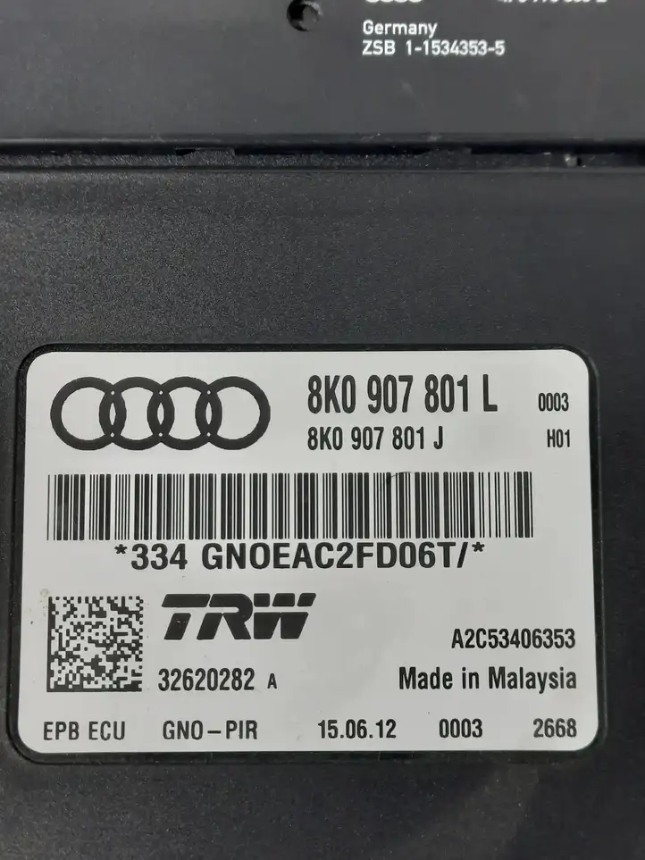 Audi A5 8T 8F (2011 - 2016) 8K0907801L Блок управления стояночным тормозом — фото 2
