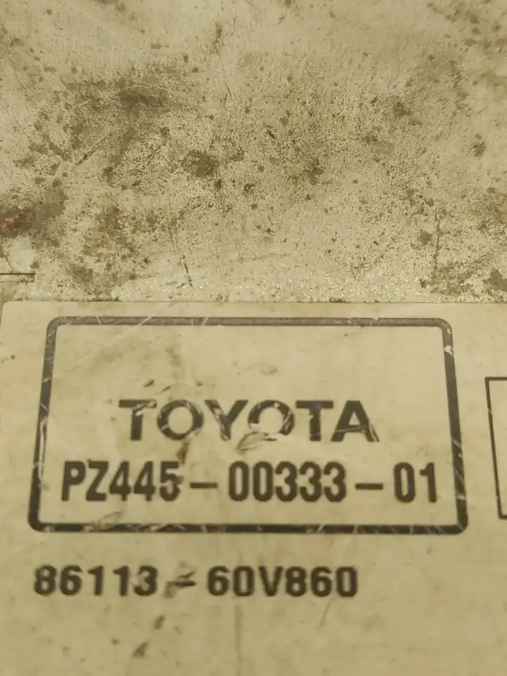 Toyota Avensis T270 (2009 - 2012) PZ4450033301 Магнитола / мультимедийная система — фото 3