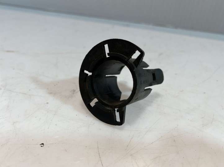 Audi A6 (2001 - 2004)  4B0919289 Кронштейн заднего датчика парковки (PDC)