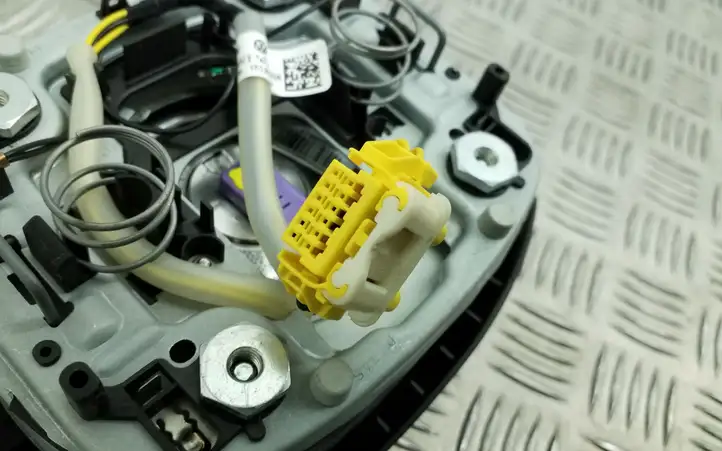 Volkswagen Eos (2006 - 2010) 1K0880201BS Подушка безопасности руля — фото 4