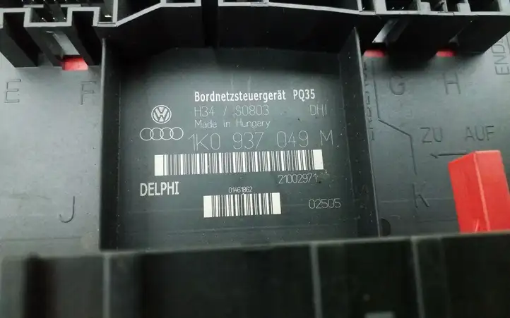 Volkswagen Golf V (2003 - 2009) 1K0937049M Модуль комфорта — фото 2