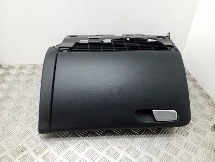 Audi A4 S4 B8 8K (2007 - 2011) 8K1857035A Бардачок в сборе — фото 1