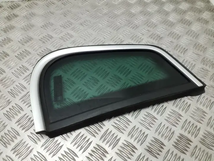 Volkswagen Tiguan (2011 - 2016) 5N0845042S Заднее боковое стекло — фото 1