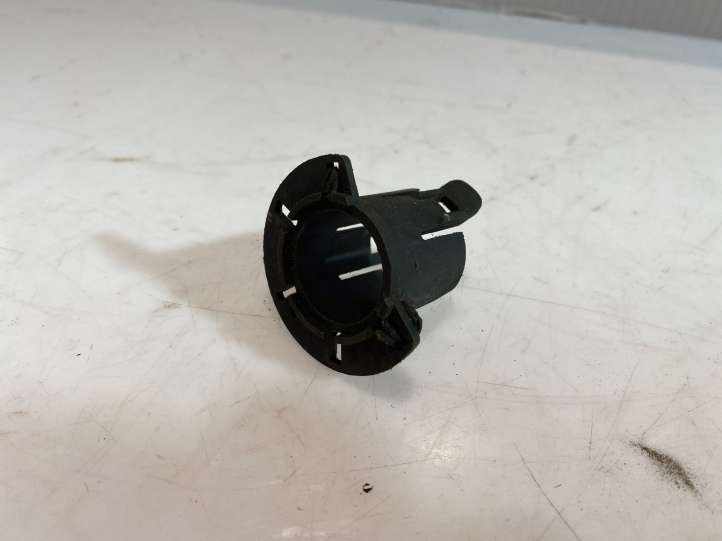 Audi A6 (2001 - 2004)  4B0919289 Кронштейн заднего датчика парковки (PDC)