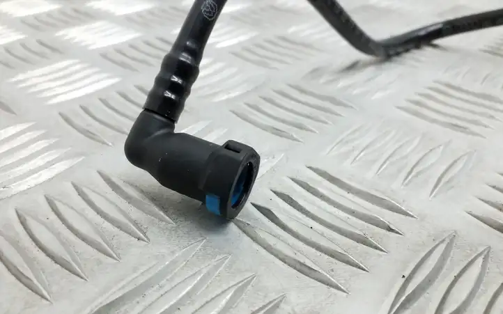 Audi A4 S4 B8 8K (2007 - 2011) 8K0201227C Трубки и шланги — фото 5