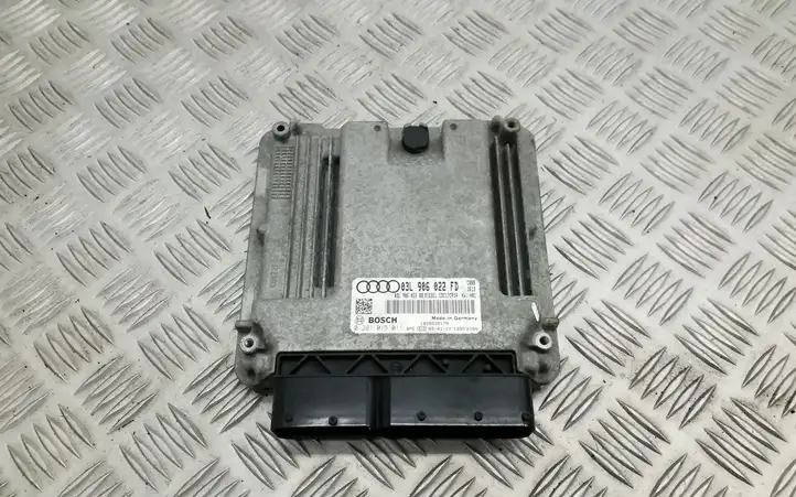 Audi A3/S3 8P (2008 - 2013) 03L906022FD Блок управления двигателем (ECU) — фото 1