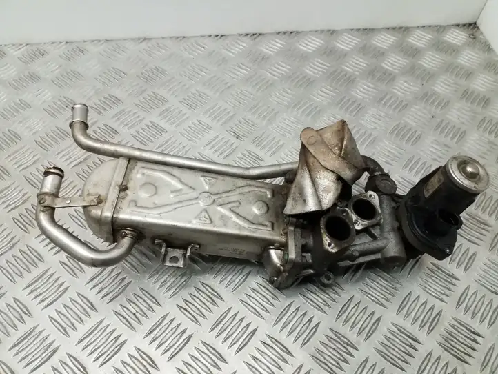 Seat Ibiza IV (6J,6P) (2008 - 2017) 03L131512BH Охладитель клапана EGR — фото 2