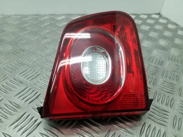 Volkswagen Tiguan (2007 - 2011) 5N0945093C Задний фонарь в крышке багажника — фото 2