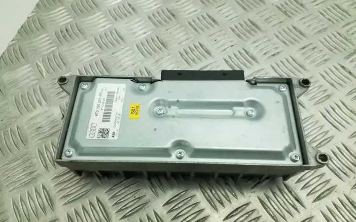 Audi A5 8T 8F (2007 - 2011) 8T0035223AB Усилитель звука — фото 4