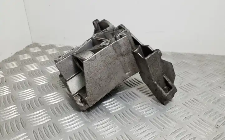Audi A5 8T 8F (2007 - 2011) 05914169AC Кронштейн насоса ГУР — фото 4