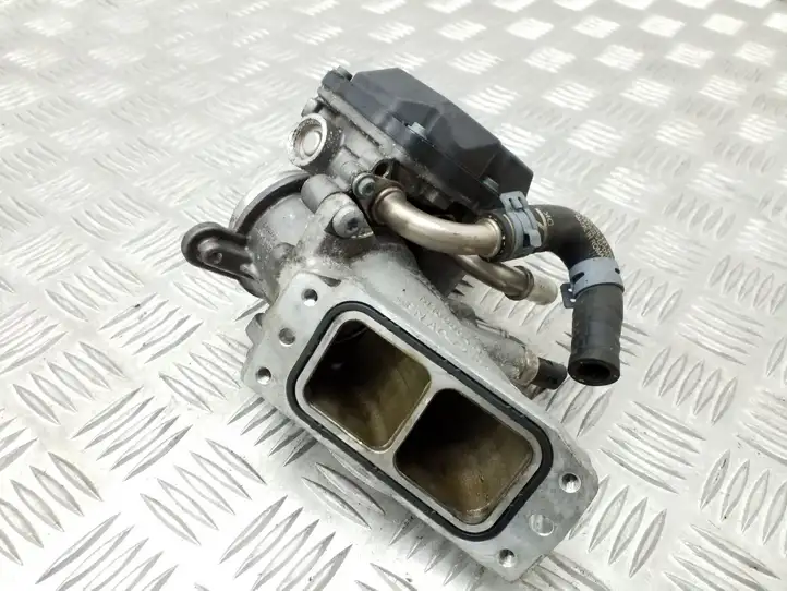Skoda Octavia Mk3 (5E) (2013 - 2019) 04L128063P Дроссельная заслонка — фото 3