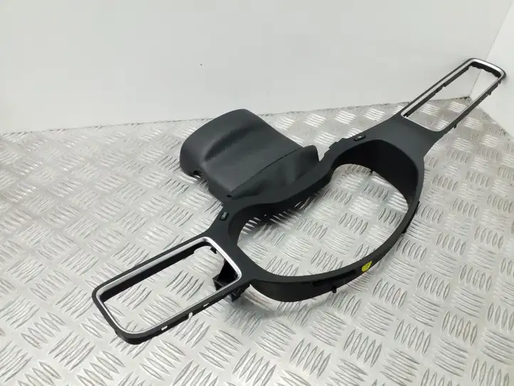 Volkswagen Jetta VI (2011 - 2018) 5C8857243 Отделка панели приборов — фото 4