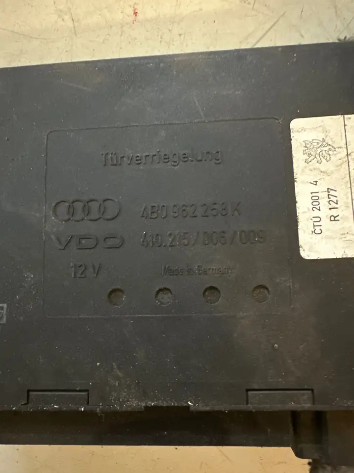 Audi A6 S6 C5 4B (2001 - 2004) 4B0962258K Модуль комфорта — фото 2