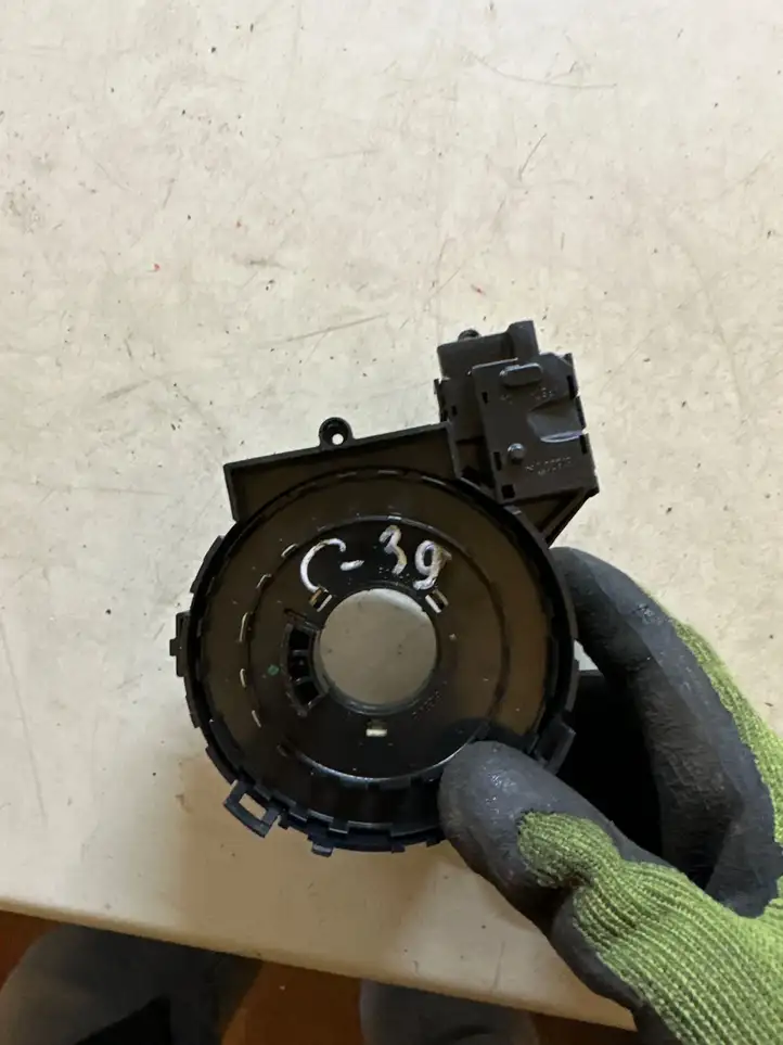 Audi A3/S3 8P (2004 - 2008) 1K0959653D Контактное кольцо SRS — фото 1