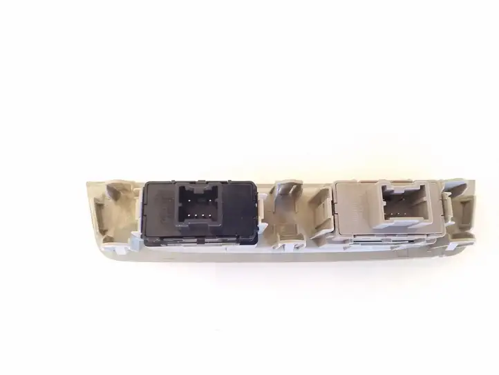 Subaru Outback (BS) (2014 - 2019) 299137201 Включатель обогрева — фото 3