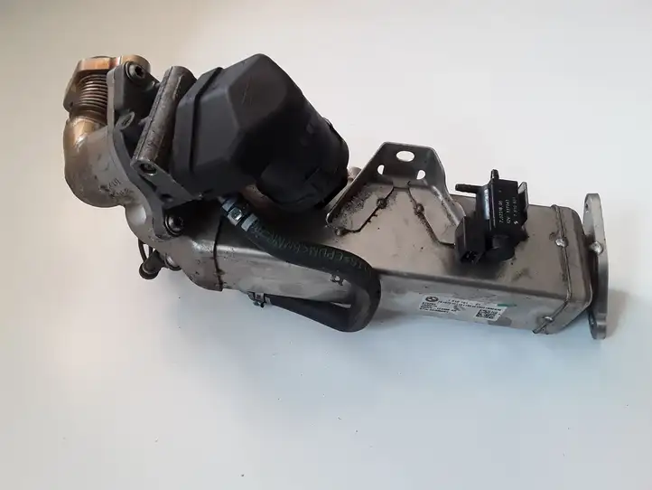 BMW 3 F30 F35 F31 (2012 - 2018) 7810751 Охладитель клапана EGR — фото 1
