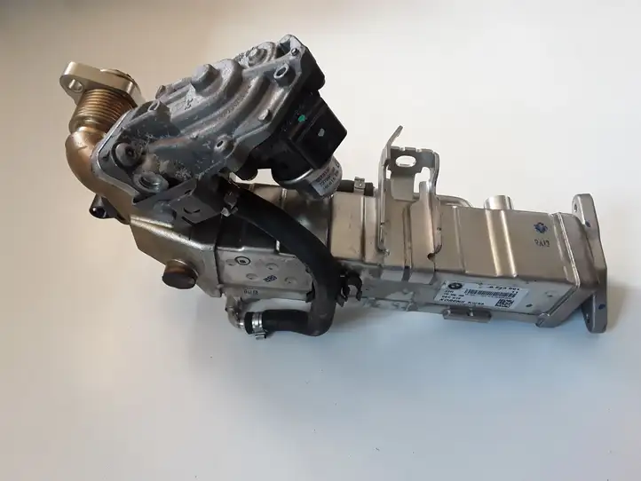 BMW 3 F30 F35 F31 (2012 - 2018) 8513691 Охладитель клапана EGR — фото 1