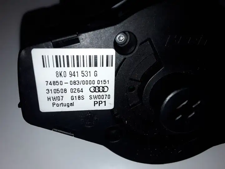 Audi A4 S4 B8 8K (2007 - 2011) 8K0941531G Включатель фонарей — фото 2