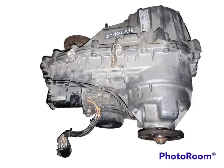 SsangYong Rexton (2007 - 2012) 3200008072 Раздаточная коробка — фото 1