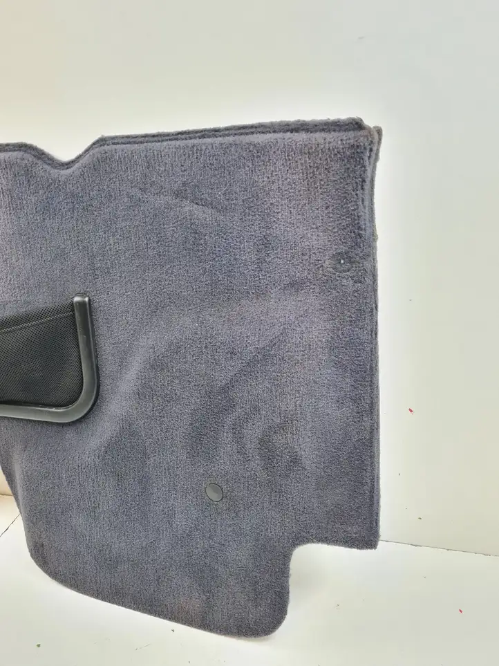 Maserati Coupe (2002 - 2010)   Другая деталь салона