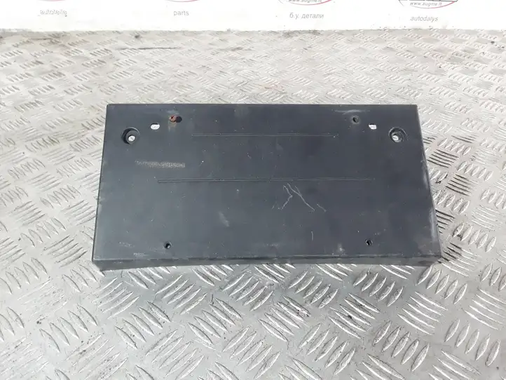 BMW X3 F25 (2010 - 2017)  51117210473  Рамка госномера