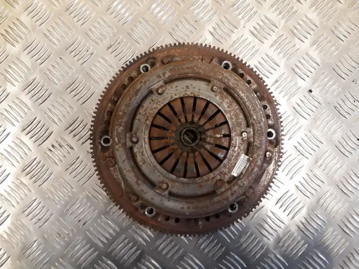 Ford Fiesta    Комплект сцепления