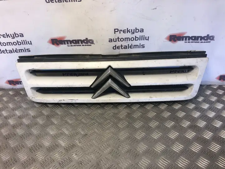 Citroen Jumper (2002 - 2006) 1304699070 Верхняя решетка радиатора — фото 1