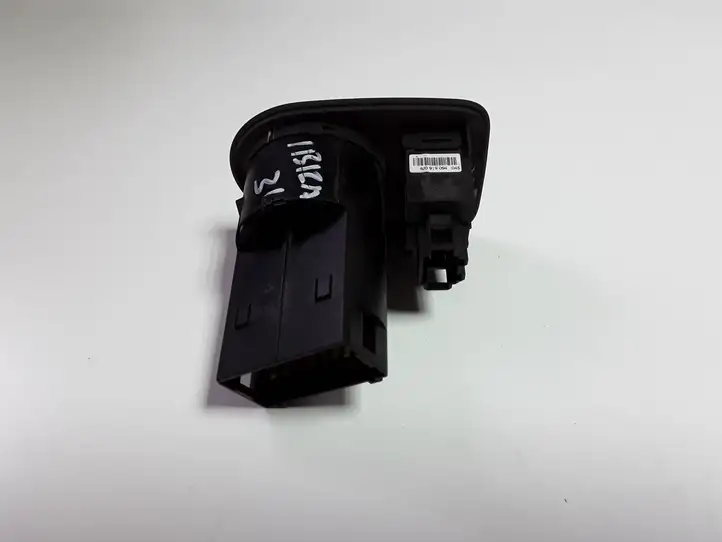 Seat Ibiza IV (6J,6P) (2008 - 2017) 6J2941531P Включатель фонарей — фото 2