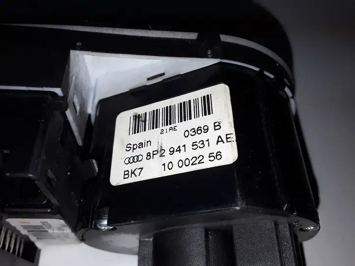 Audi A3/S3 8P (2008 - 2013) 8P2941531AE Включатель фонарей — фото 2