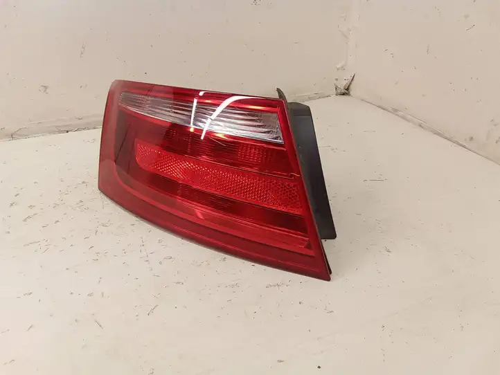 Audi A5 8T 8F (2011 - 2016) 8T0945095E Задний фонарь в кузове — фото 1