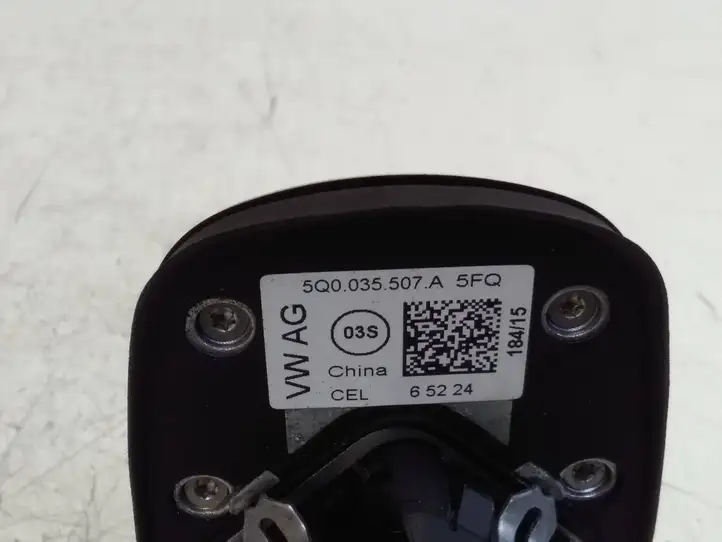 Volkswagen PASSAT B8 (2015 - ) 5Q0035507A GPS антенна — фото 4