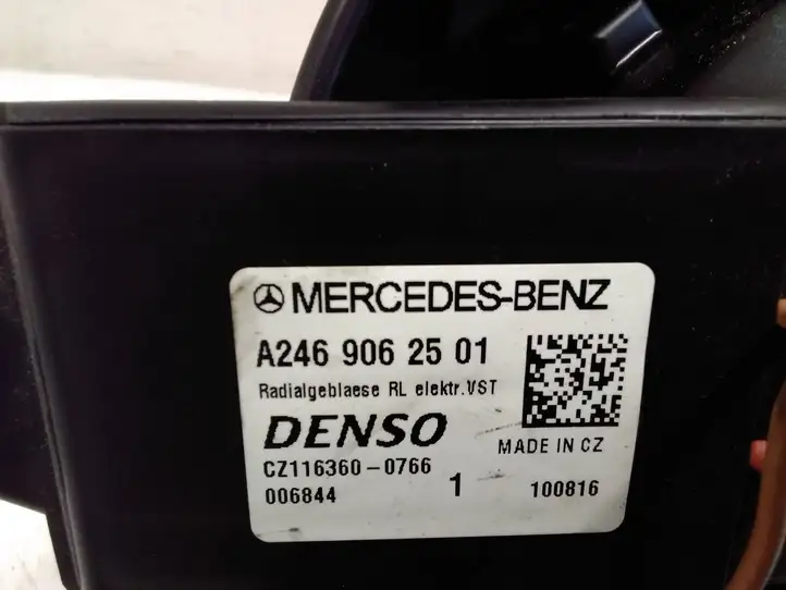 Mercedes-Benz GLA W156 (2013 - 2017) A2469062501 Вентилятор печки — фото 4