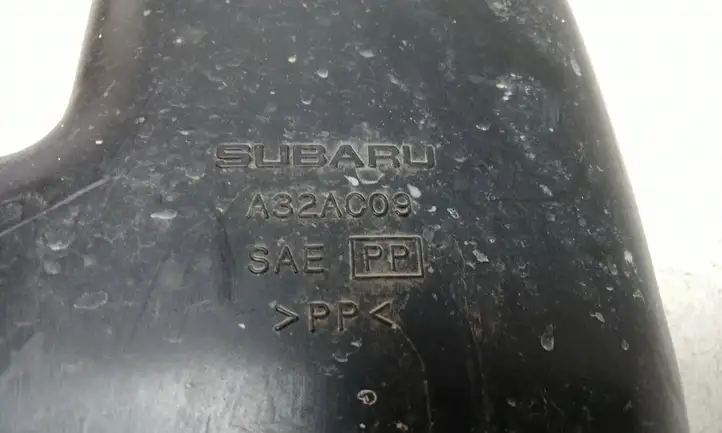 Subaru Forester SF (2000 - 2003) A32AC09 Детали воздухозаборника — фото 5
