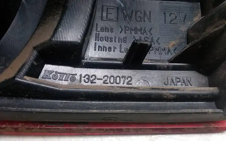 Subaru Outback (2009 - 2014) 13220072 Задний фонарь в крышке багажника — фото 2