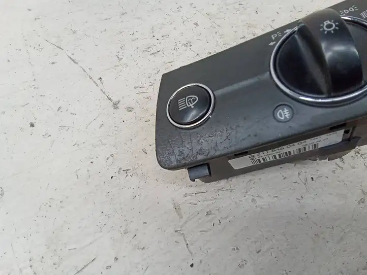 Mercedes-Benz E W211 (2002 - 2009) 2115450404 Включатель фонарей — фото 2