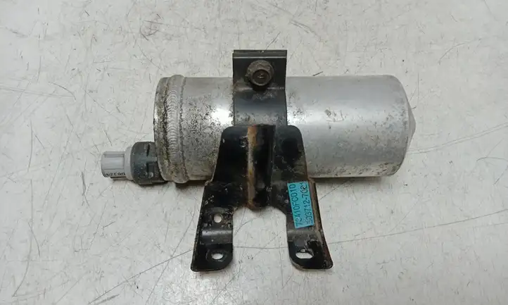 Subaru Forester SF (2000 - 2003) 5037127021 Осушитель кондиционера — фото 2