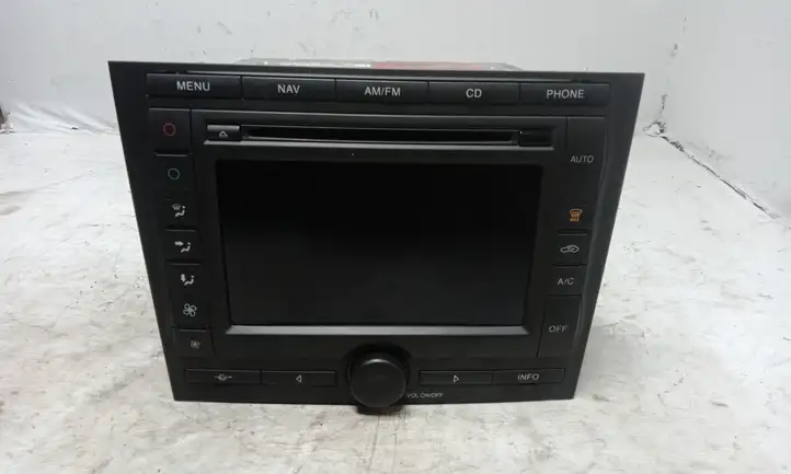Ford Mondeo Mk III (2000 - 2007) 5S7T18B988AC Магнитола / мультимедийная система — фото 1