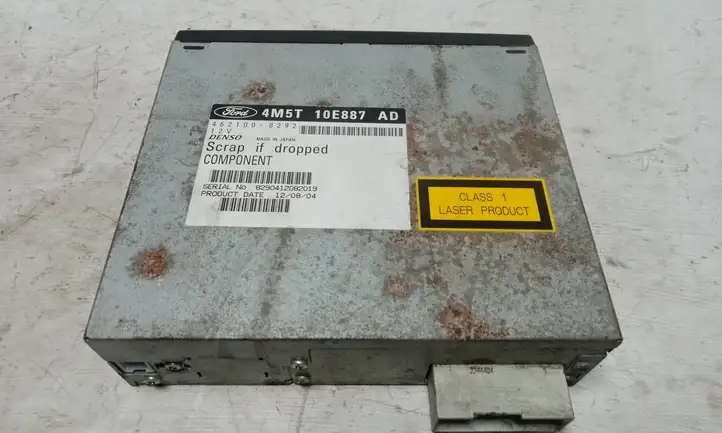 Ford Mondeo Mk III (2000 - 2007) 4M5T10E887AD CD/DVD чейнджер — фото 2