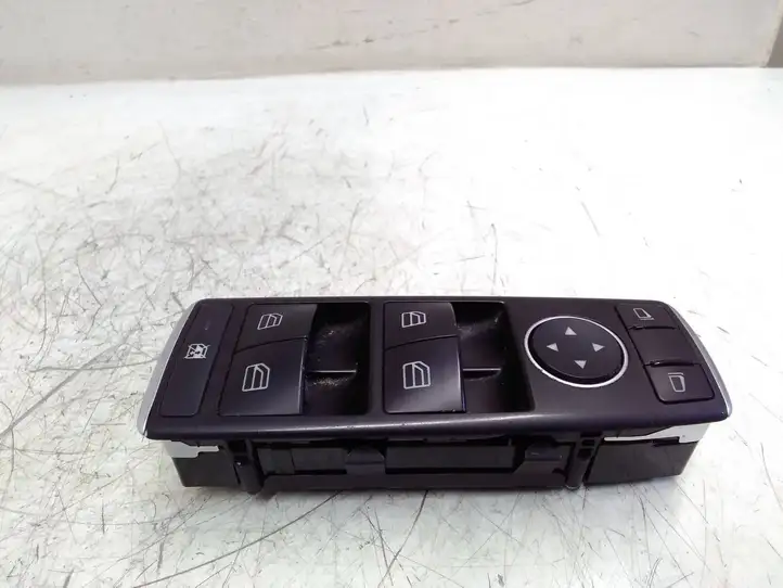 Mercedes-Benz GLA W156 (2013 - 2017) A1669054300 Блок кнопок стеклоподъемников — фото 2