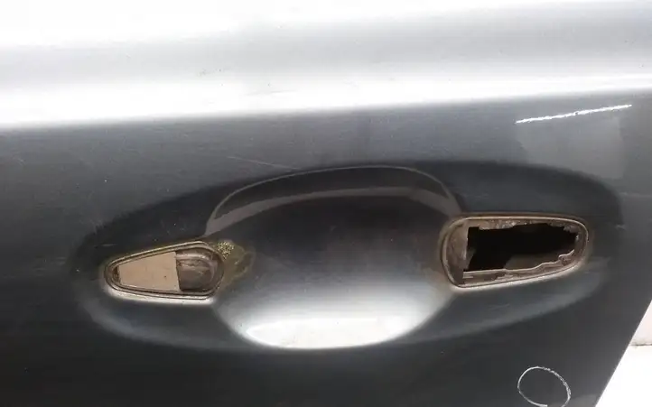 Subaru Outback (2009 - 2014) Дверь — фото 3