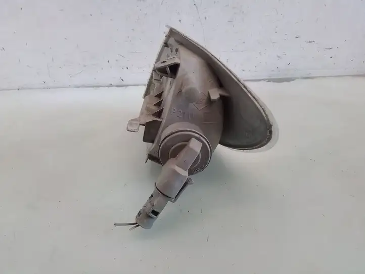 Renault Megane I (1995 - 2002) 7700831467 Указатель поворота передний — фото 2