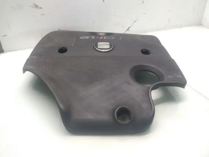 Seat Toledo II (1M) (1998 - 2006) 0127842 Крышка двигателя декоративная — фото 3
